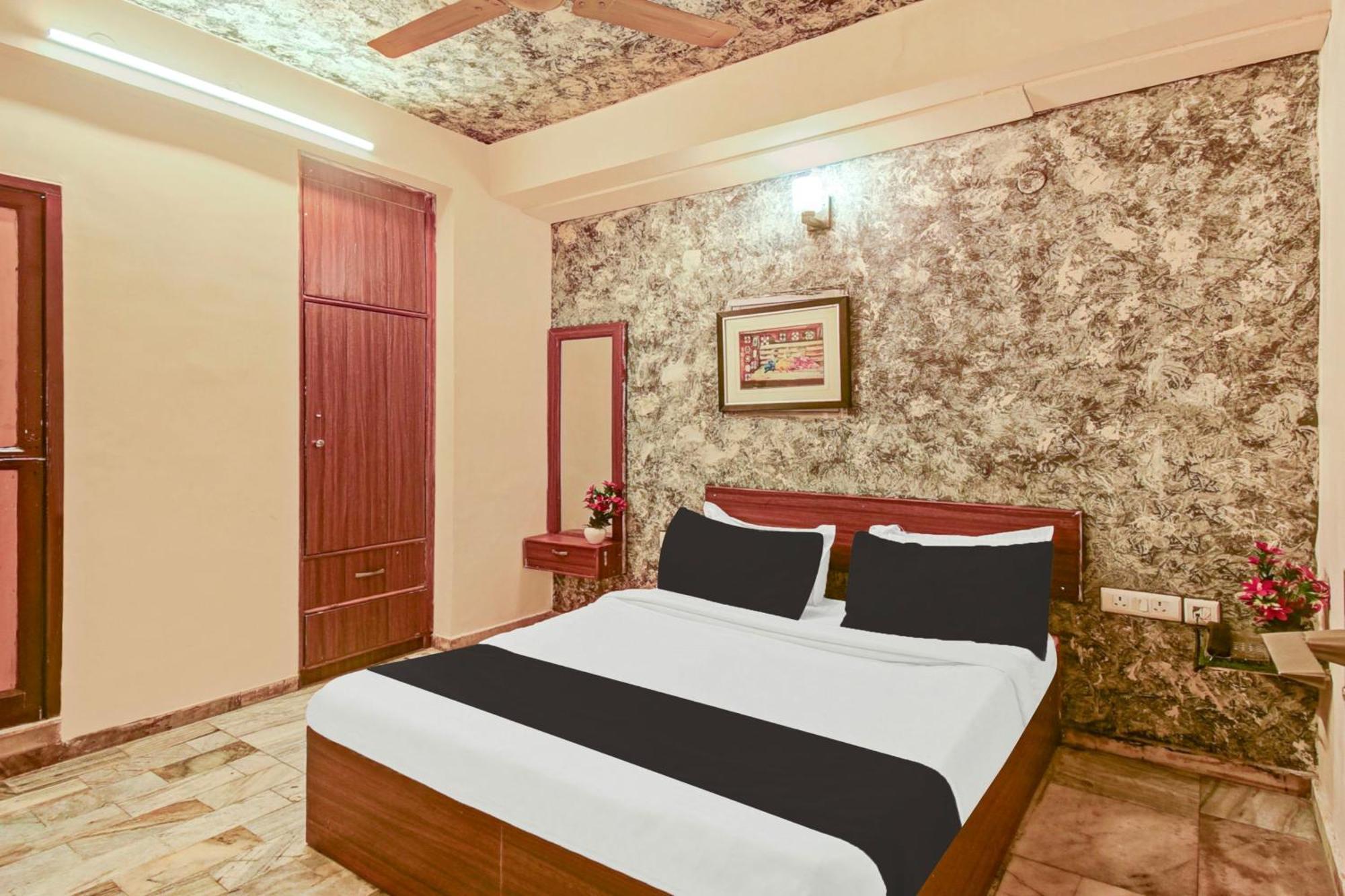 Hotel O The Blue Inn Jaipur Exteriör bild